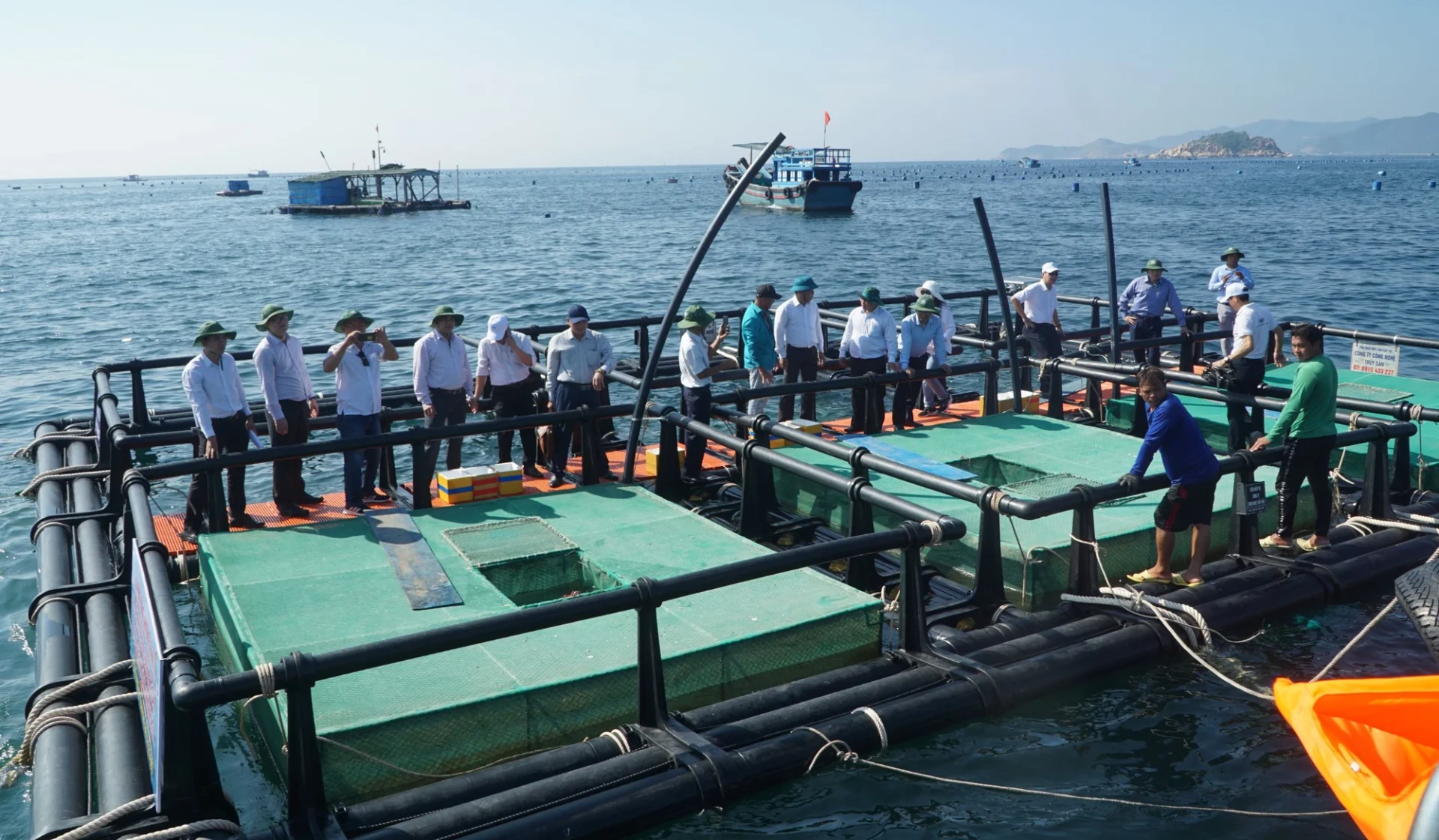 Hơn 35 năm gắn bó với biển Khánh Hòa